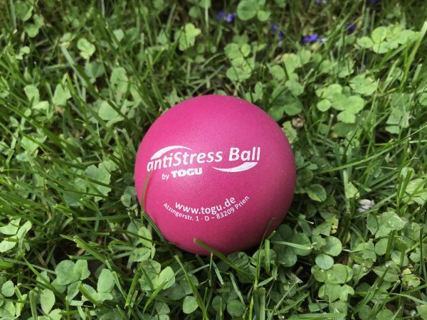 Balle anti-stress rouge vendue par CapRol