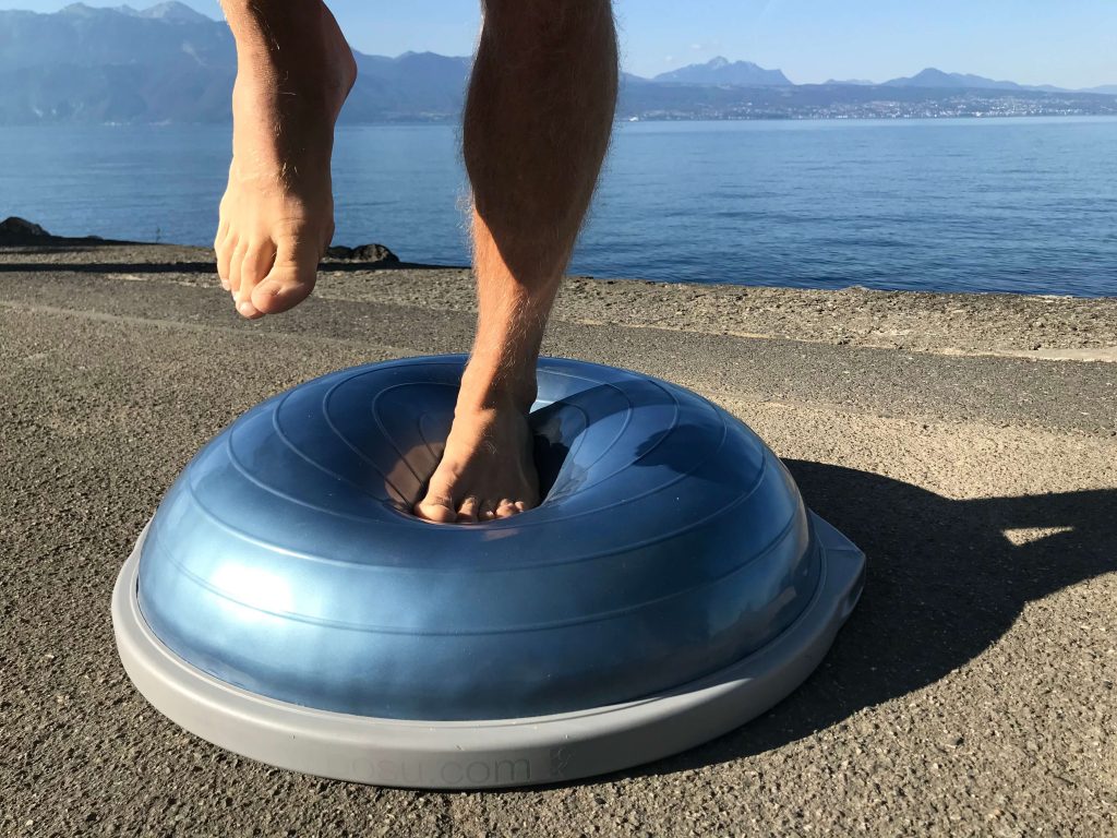 BOSU Pro Balance Trainer ?? - CapRol - Equilibre et coordination